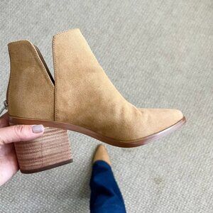 Nordstrom BP. Brynne Pointed Toe Ankle Boots, Chestnut, size 8.5